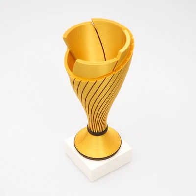 Fotografía real de Helix, acabado oro · Vista 4