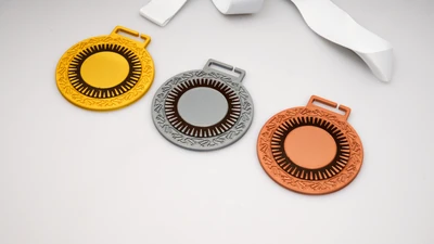 Fotografía real de Medallas Lux, varios acabados · Vista 9