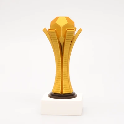 Fotografía real de Vertex, acabado oro · Vista 1